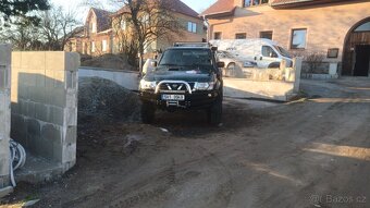 Prodám Nissan patrol y61 - 5
