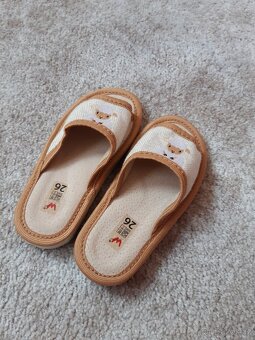 Detske lnene pantofle s oveckouvel. 26 - 5