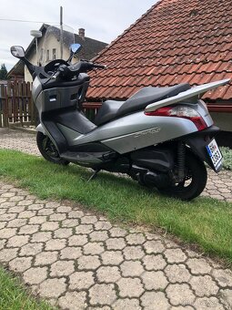 Honda S-wing 125 - 5