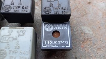 Relé Škoda - 5