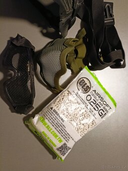 M4 +airsoft výbava - 5