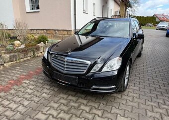 Mercedes-Benz Třídy E E 200/ 1,8i , Tažné , combi benzín - 5