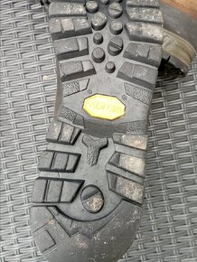 Boty Meindl Gore-Tex - čtěte PC 7.000 Kč - 5