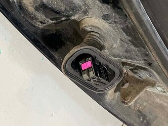 AUDI A6 - 4F - C6 - 04-11 - dveře PZ SEDAN - LZ9Y - 5