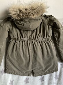 Dívčí zimní bunda H&M vel. 140 - 5