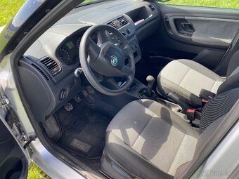 Prodám Škoda Fabia 1.6TDi rok výroby 2010 - 5