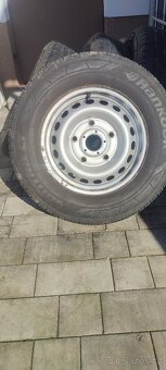 Kola Ford Custom - 5