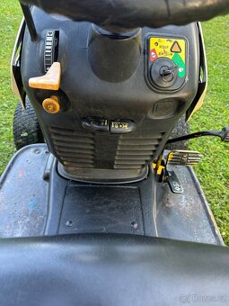 Zahradní traktor Cub Cadet 2 válec KOHLER - 5