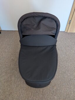 Thule korba Urban Glide Bassinet - 5