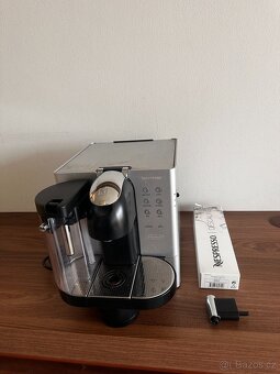 Kávovar Nespresso De’Longhi Lattissima EN720.M - 5
