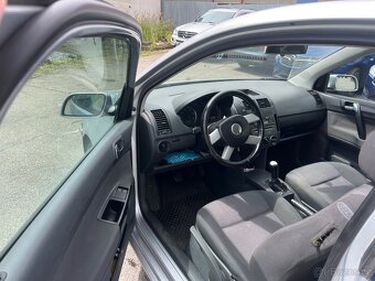 Volkswagen Polo - 5