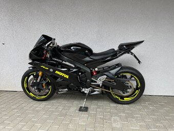 Yamaha YZF R6 - 5