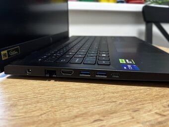 Acer Nitro V 15 black - herní myš nitro - chladící podložka - 5