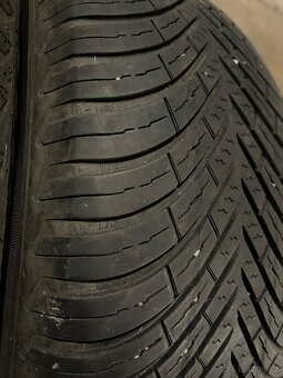 Zimní gumy Vredestein 205/55 R16 - 5