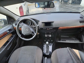 Opel Astra H 1.8 16V ( Z18XER ) 103kW r.2008 černá Z20R - 5