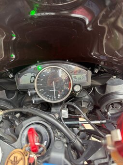Yamaha r1 - 5