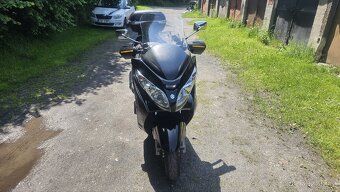 Suzuki Burgman 400 - 5