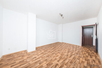 Prodej bytu 3+kk, OV, sklep, garážové stání - 5