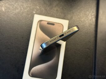 Apple iPhone 15 PRO - 5