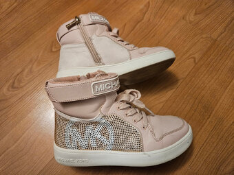 Dívčí kotníčkové boty MK - 5