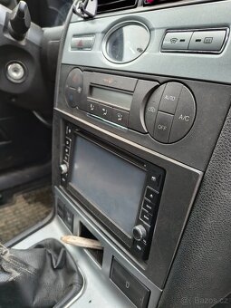 Ford Mondeo 1.8i 92kw MK3 - 5