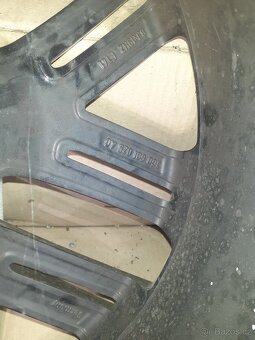 Kola VW Passat B8 - 5