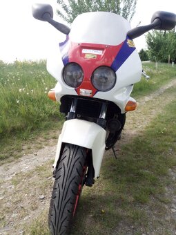 Honda CBR - 5