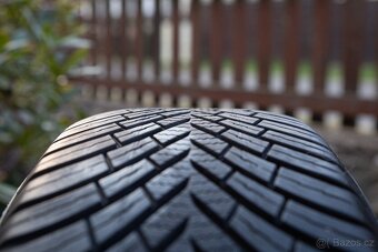 Celoroční pneumatiky 205/60 R15 s ALU disky 7Jx15H2 - 5