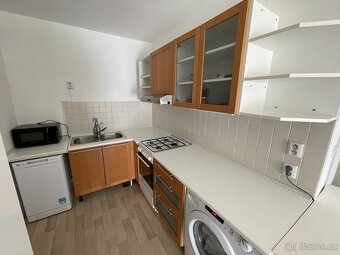 Částečně zařízený byt 2+kk / Kralupy nad Vltavou-Lobeček - 5