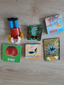 Panenky, elektronické hračky, auta, vlaky, dřevěná puzzle - 5
