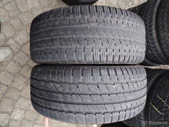 235/55/17 zimni pneu KUMHO 235/55 R17 - 5