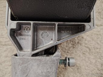 prodám origo koženou loketku do VW Golf 4 a VW Bora - 5