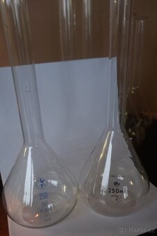 Odměrná baňka bez uzávěru - 5