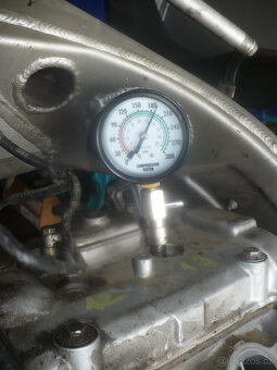 kawasaki ZX 9 R díly r.99-02 - 5