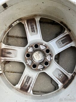 Ford 17” 205 50 r17 - 5