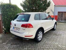VOLKSWAGEN TOUAREG 3,0 TDI V6 / 4MOTION - 5