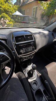 Mitsubishi ASX - 5