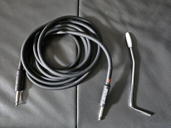 PRODÁM SET EL. KYTARA + KOMBO + POUZDRO + KABEL jako NOVÉ - 5