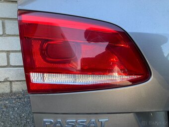Páté dveře Passat B7 kombi - 5