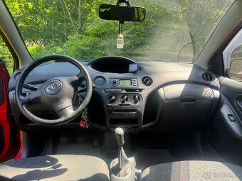 TOYOTA YARIS, 2004-benzín - 5