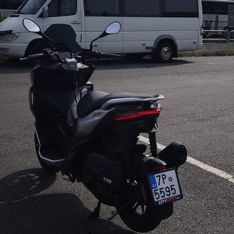 Aprilia SR GT 125 - 2023 - 5