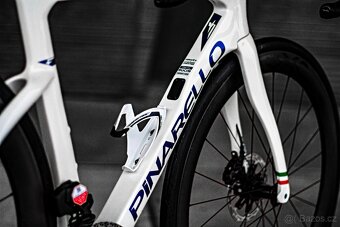 Pinarello F 2024, Sram Force AXS E1 2x12, DXC Carbon - 5