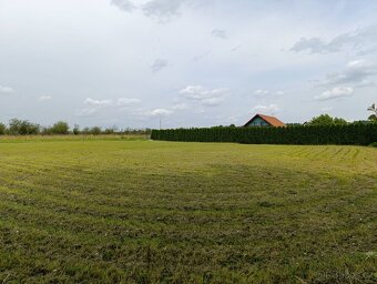 Prodej pozemku pro komerční výstavbu, u silnice I/35 (Jc-HK) - 5