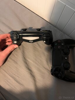 Prodám PS 4 1 TB +2 ovladače a + 4 hry - 5