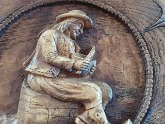 BRETAŇSKÉ PÁROVÉ DŘEVĚNÉ RUČNĚ VYŘEZANÉ TALÍŘE - 5