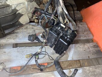 Subaru justy swift - 5