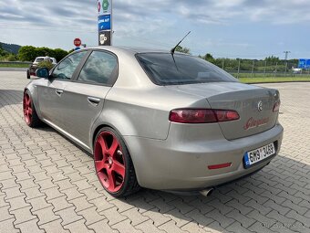 Alfa Romeo 159 3.2 JTS - 5