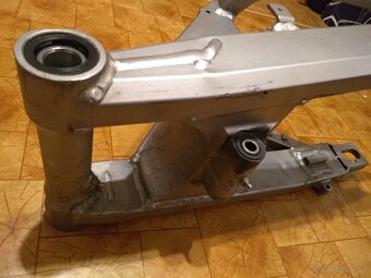 Kyvka ZX9R - 5