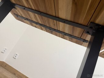 Prodám stůl z masivu - 5