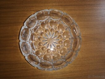 Skleněná ozdobná mísa - 3 - 5